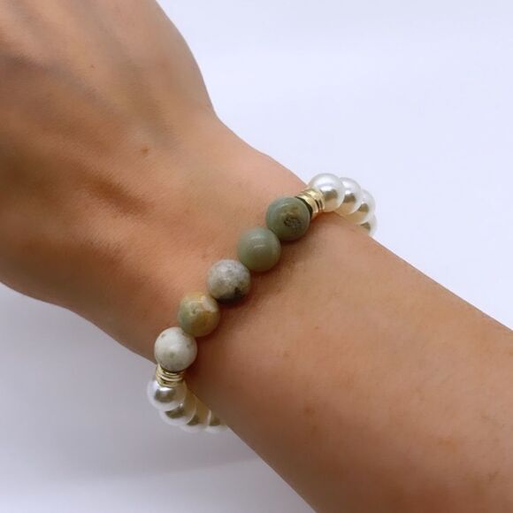 NWT Wool + Pepper Co. Beaded Bracelet - Picture 2 of 4